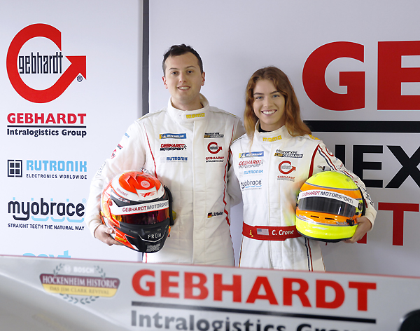 Jacob Erlbacher und Courtney Crone in der Box das Team von Gebhardt Motorsport im Prototype Cup Germany 2023
